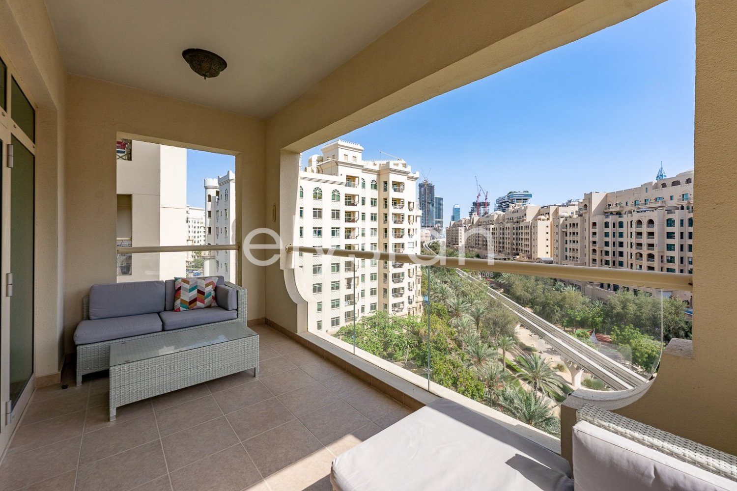 Квартира с 2 спальнями в Пальма Джумейра, ОАЭ № 96865