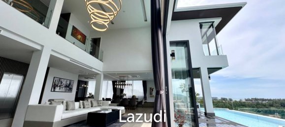 6 bedrooms Villa in Phuket, Thailand No. 14481 11