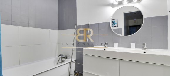 2 chambres Appartement à Paris, France No. 144604 9