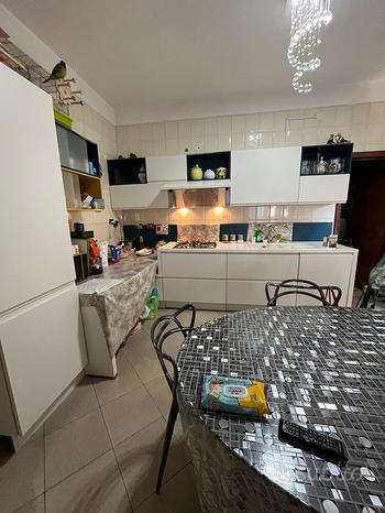 Apartamento de 5 habitaciónes en Poggiomarino, Italy No. 260432