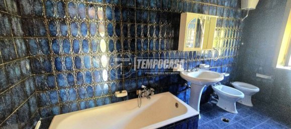 3 Schlafzimmer Villa in Sperone, Italy, Nr. 289570 17