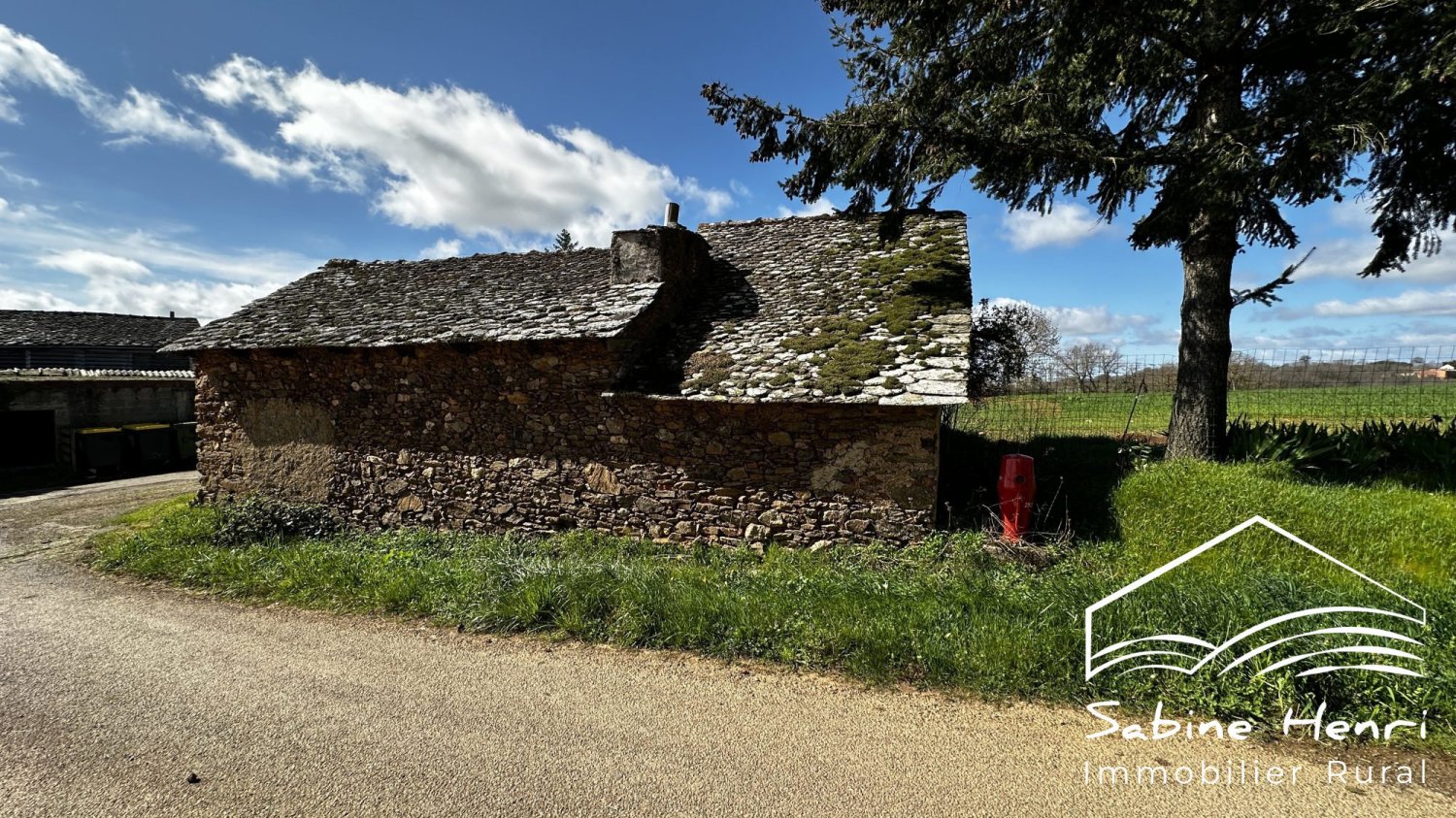  Land in Tanus, France No. 106403