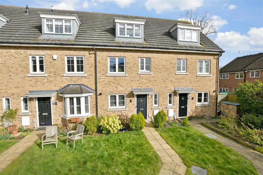 4 bedrooms House in Essex, United Kingdom No. 3970