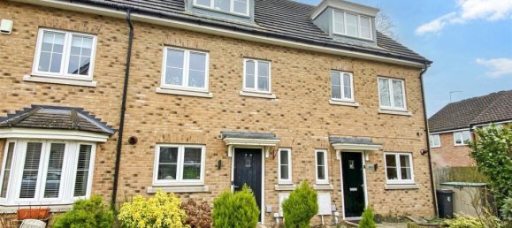 4 bedrooms House in Essex, United Kingdom No. 3970 2