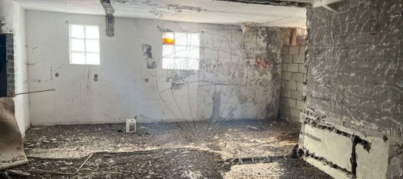 4 bedrooms House in Angra do Heroismo, Portugal No. 44827 2