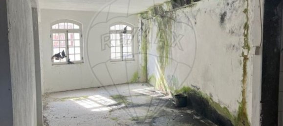 4 bedrooms House in Angra do Heroismo, Portugal No. 44827 5