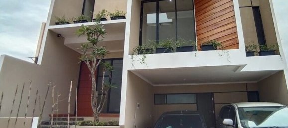 3 bedrooms House in Jakarta, Indonesia No. 1244 9