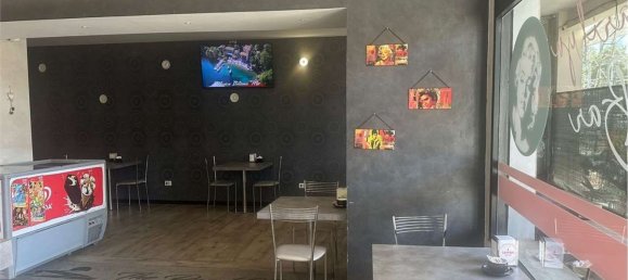 95m² Commercial property in Mentana, Italy No. 284885 25