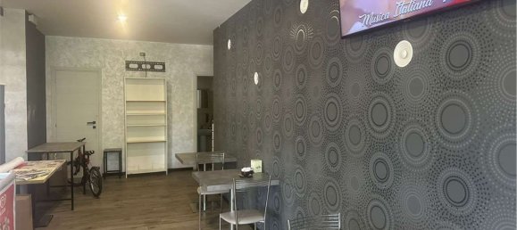 95m² Commercial property in Mentana, Italy No. 284885 5