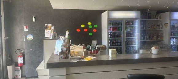 95m² Commercial property in Mentana, Italy No. 284885 23