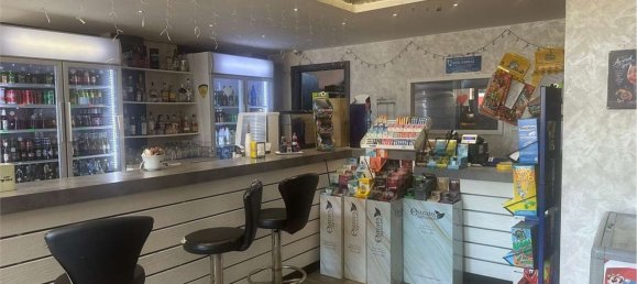 95m² Commercial property in Mentana, Italy No. 284885 19