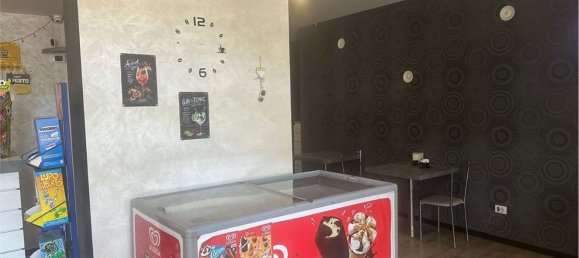 95m² Commercial property in Mentana, Italy No. 284885 22