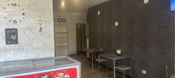 95m² Commercial property in Mentana, Italy No. 284885 20