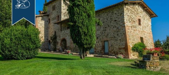 12 bedrooms Land in Castelnuovo Berardenga, Italy No. 329323 9