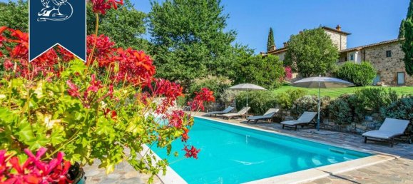 12 bedrooms Land in Castelnuovo Berardenga, Italy No. 329323 3