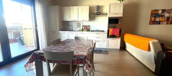 2 Schlafzimmer Wohnung in Reggio Calabria, Italy, Nr. 104909 10