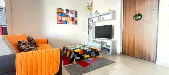 2 Schlafzimmer Wohnung in Reggio Calabria, Italy, Nr. 104909 7