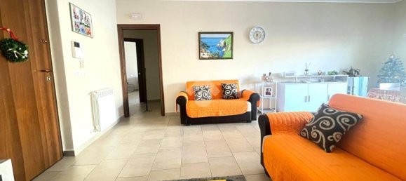 2 Schlafzimmer Wohnung in Reggio Calabria, Italy, Nr. 104909 5