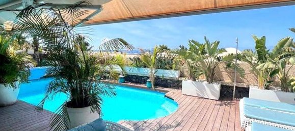 4 bedrooms House in Adeje, Spain No. 126365 2