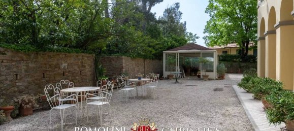 9 bedrooms Villa in Perugia, Italy No. 121828 31