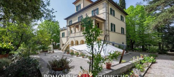 9 bedrooms Villa in Perugia, Italy No. 121828 12