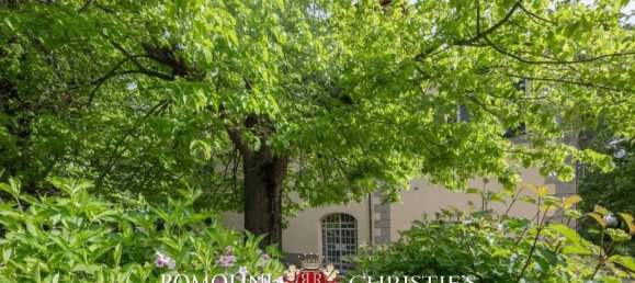 9 bedrooms Villa in Perugia, Italy No. 121828 7