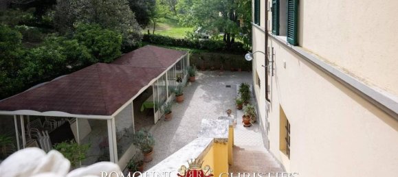 9 bedrooms Villa in Perugia, Italy No. 121828 29