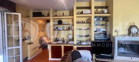 4 bedrooms Penthouse in Trani, Italy No. 330197 10