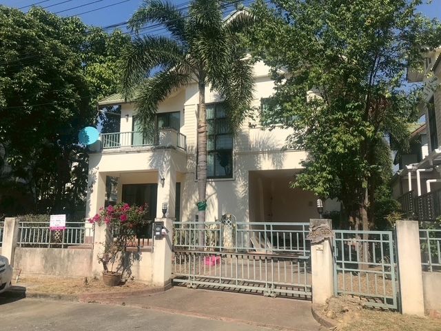 3 Schlafzimmer Haus in Hang Dong, Thailand, Nr. 74322