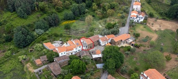 2 bedrooms House in Alvares, Portugal No. 161011 10