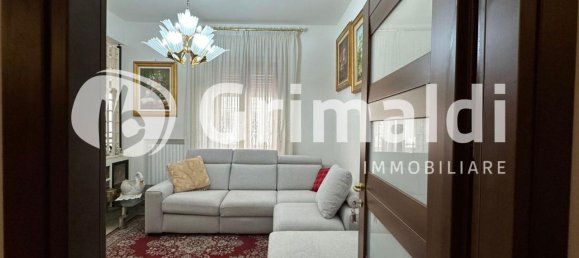 5 rooms Apartment in Salerno, Italy No. 34704 15