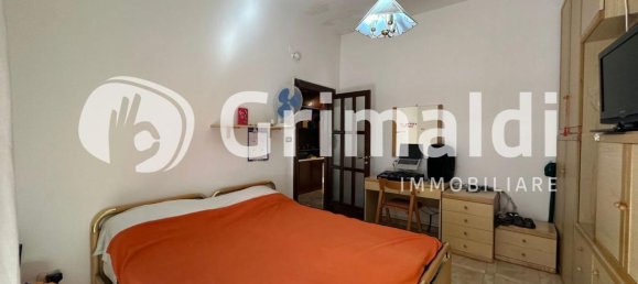 5 rooms Apartment in Salerno, Italy No. 34704 10