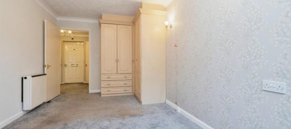 1 bedroom House in Watford, United Kingdom No. 6173 8