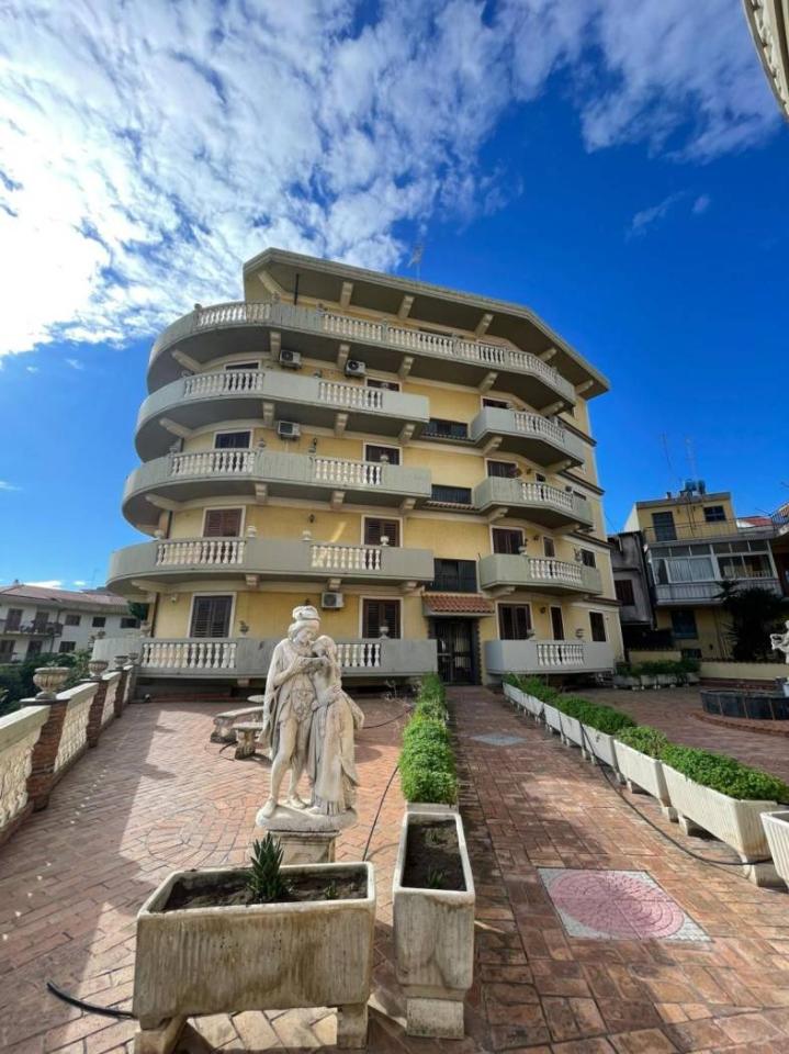 4-Zimmer Wohnung in Acireale, Italy, Nr. 152931