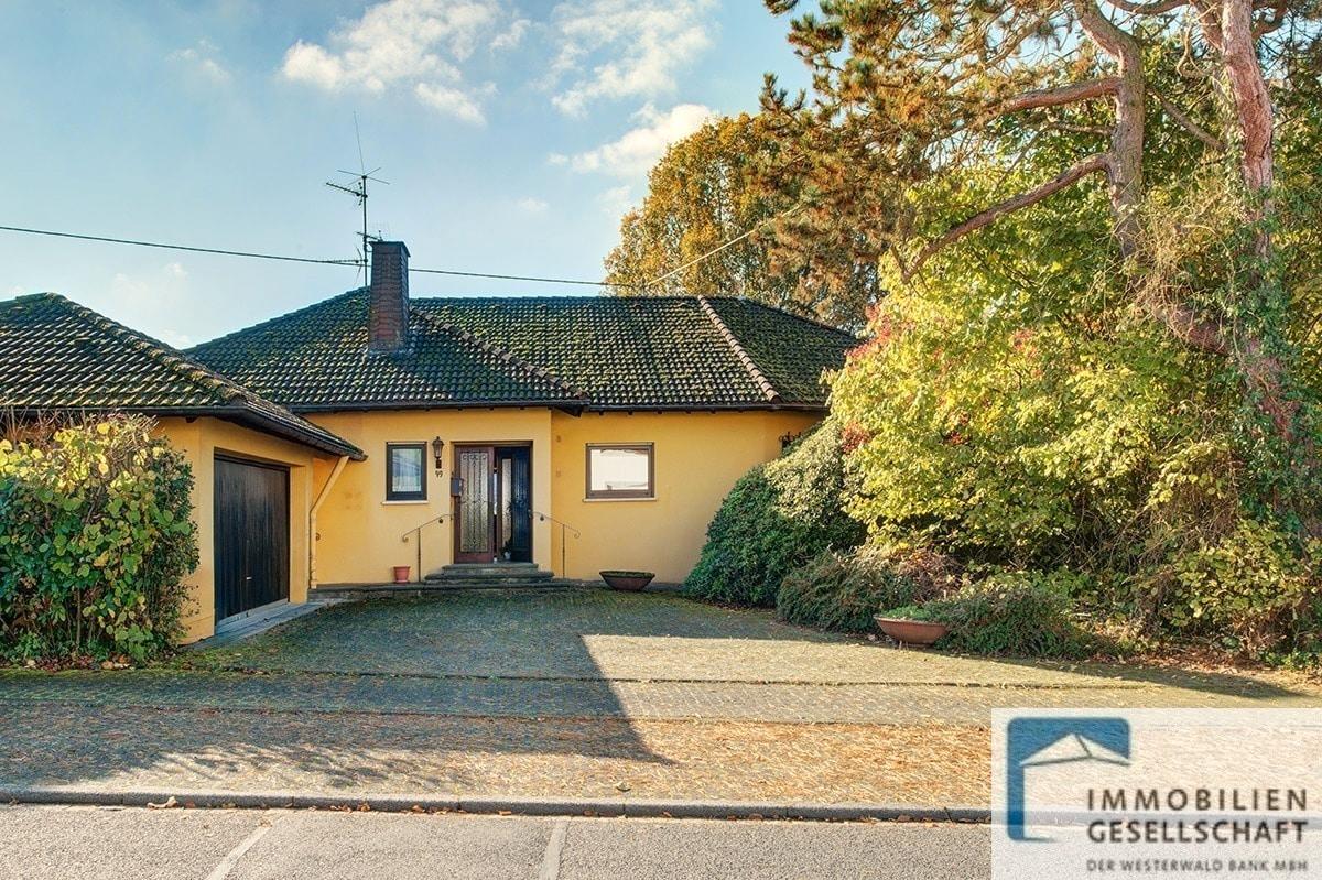 7 غرف نوم تاون هاوس في Westerwaldkreis, Germany رقم 58177