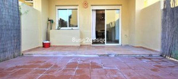 3 bedrooms Villa in Estepona, Spain No. 23423 6