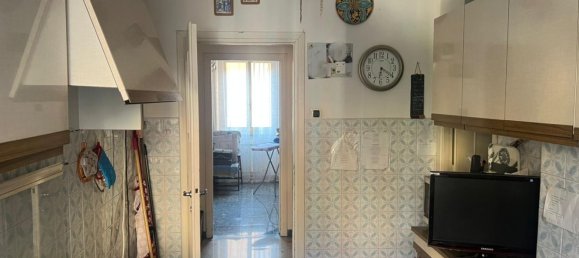 3 bedrooms Apartment in Rome, Italy No. 373490 12