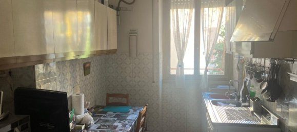 3 bedrooms Apartment in Rome, Italy No. 373490 10