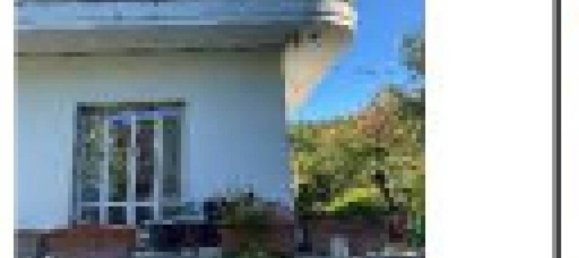 3 bedrooms Apartment in Cortona, Italy No. 290968 10