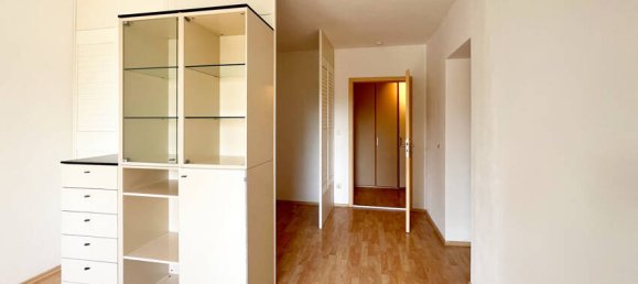 Studio in Munich, Germany No. 370280 14