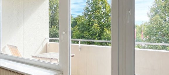 Studio in Munich, Germany No. 370280 28