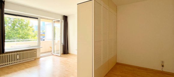 Studio in Munich, Germany No. 370280 15