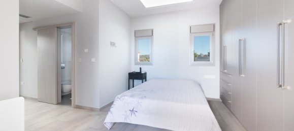 3 bedrooms Villa in Loutraki, Greece No. 1332 6