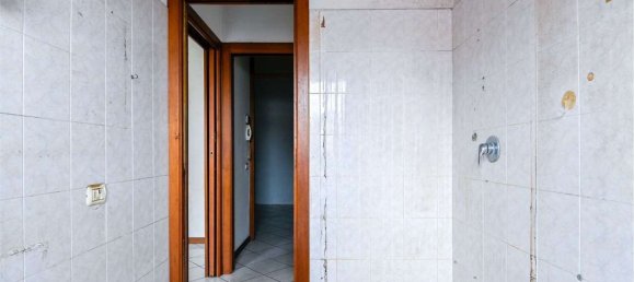 Apartamento de 3 habitaciónes en Romano di Lombardia, Italy No. 175000 25