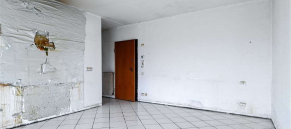 Apartamento de 3 habitaciónes en Romano di Lombardia, Italy No. 175000 5