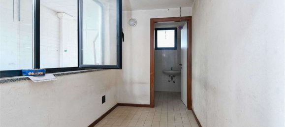 Apartamento de 3 habitaciónes en Romano di Lombardia, Italy No. 175000 43