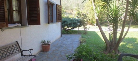 8 rooms Villa in Pietrasanta, Italy No. 159458 3