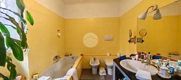 Apartamento de 7 dormitorios en Genoa, Italy No. 372742 26