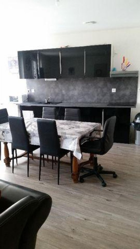 Condominio de 3 dormitorios en Caudry, France No. 27234