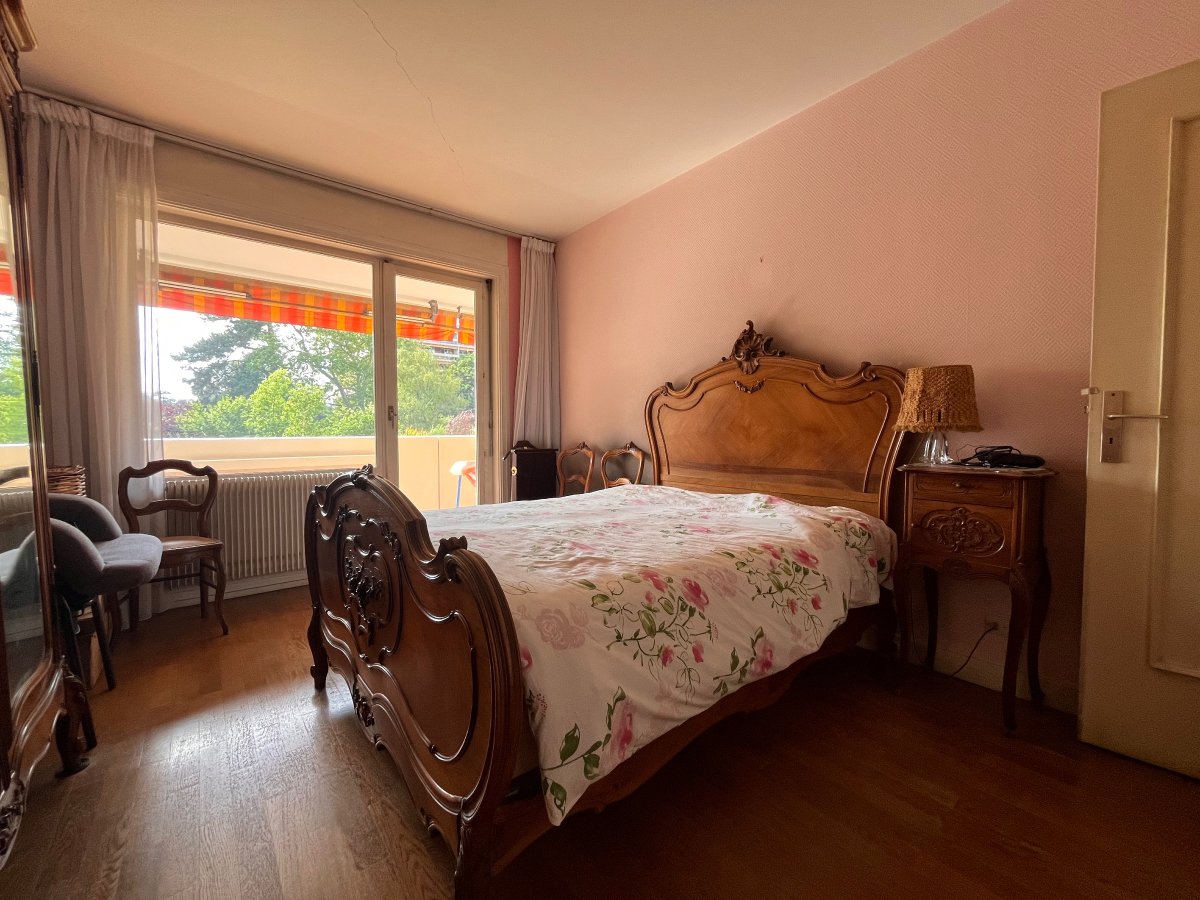 Квартира с 6 спальнями в Экюлли, Франция № 208402